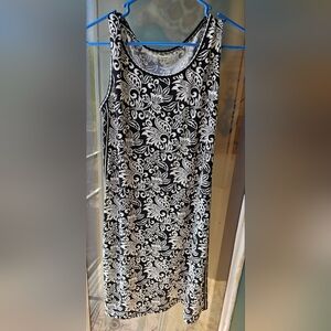 Max Studio sleeveless dress size Medium
